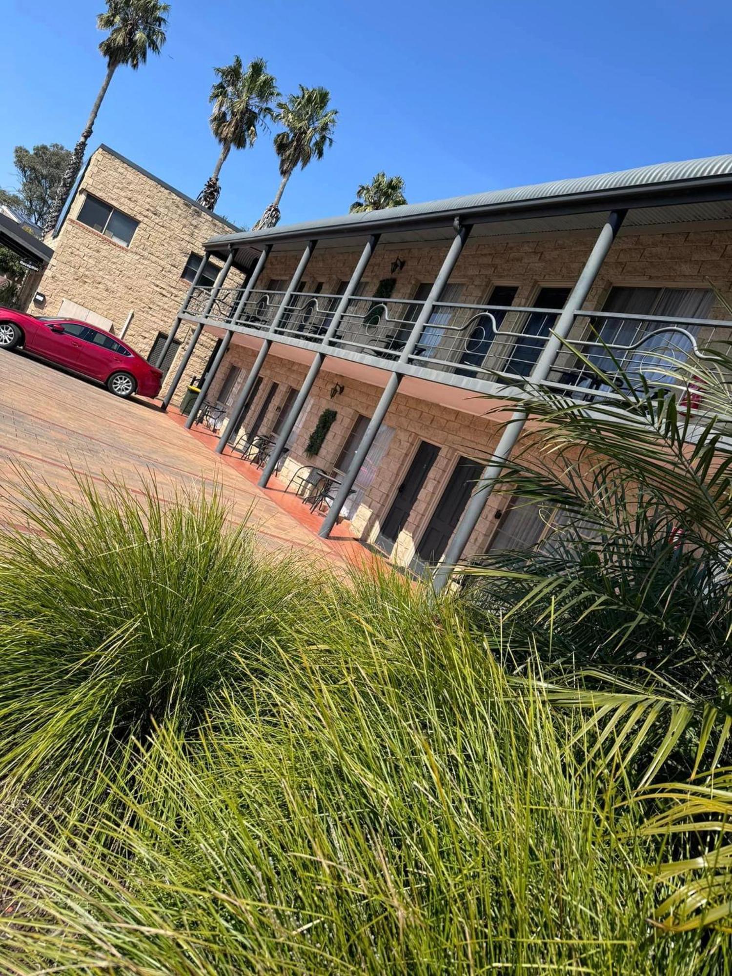 Paradise Palms * Mulwala